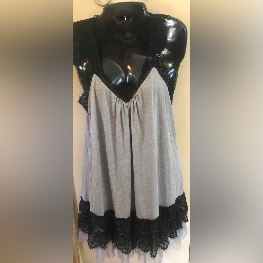 GORGEOUS LK NEW RYE GRAY/BLACK LACE DRESS S